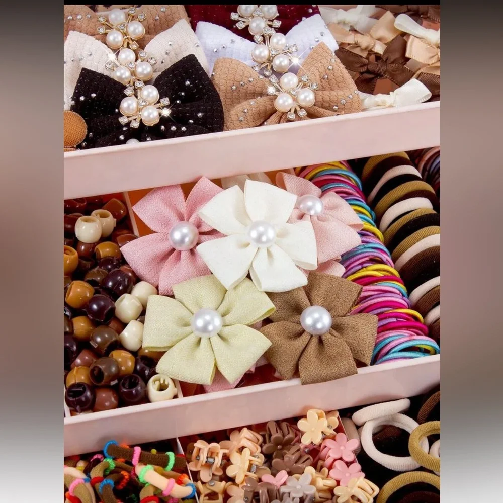 841 pieces Set of accessories for the Girl's hair
